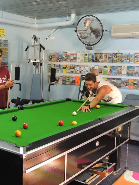 Reef Lodge Backpackers Townsville Extérieur photo